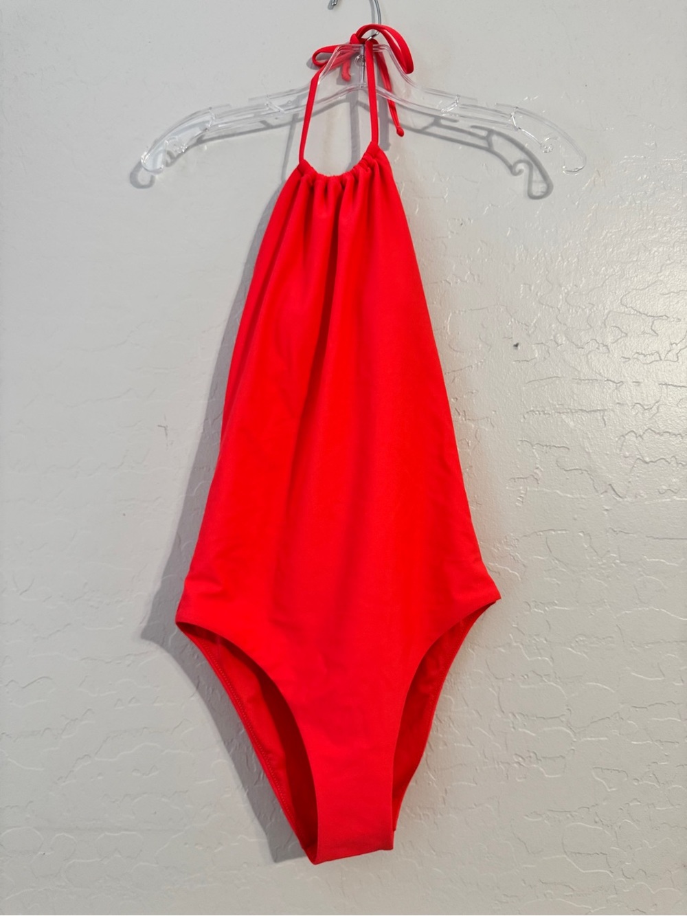 👙NWT Express Solid Red Halter One-Piece Swimsuit Stretch XS D Cup